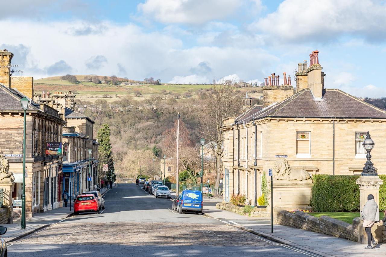 Riverside Balcony Apartment With Parking Just Minutes To Saltaire Shipley (West Yorkshire) Exterior foto